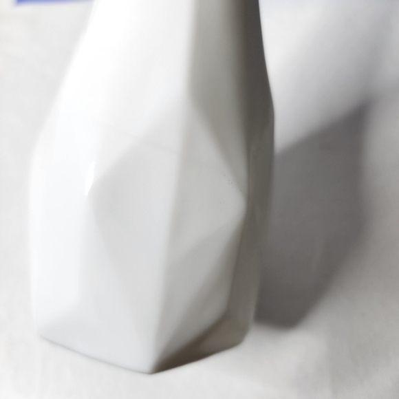 Vintage Vase E O Brody Co USA White Milk Glass Flower Bud Holder 8.5" Tall - Picture 11 of 16